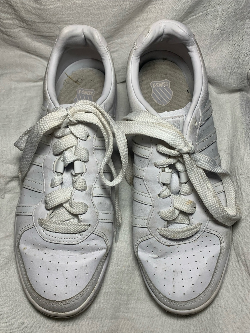Preowned K-Swiss Woman’s White Classic Leather Sneakers Size 10